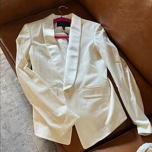 White BCBCMaxAzria Blazer XS - New With Tags